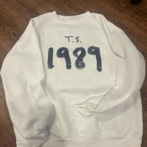 White Sweatshirt with Black '1989' Print
